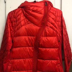 Lululemom Puffer Jacket sz8